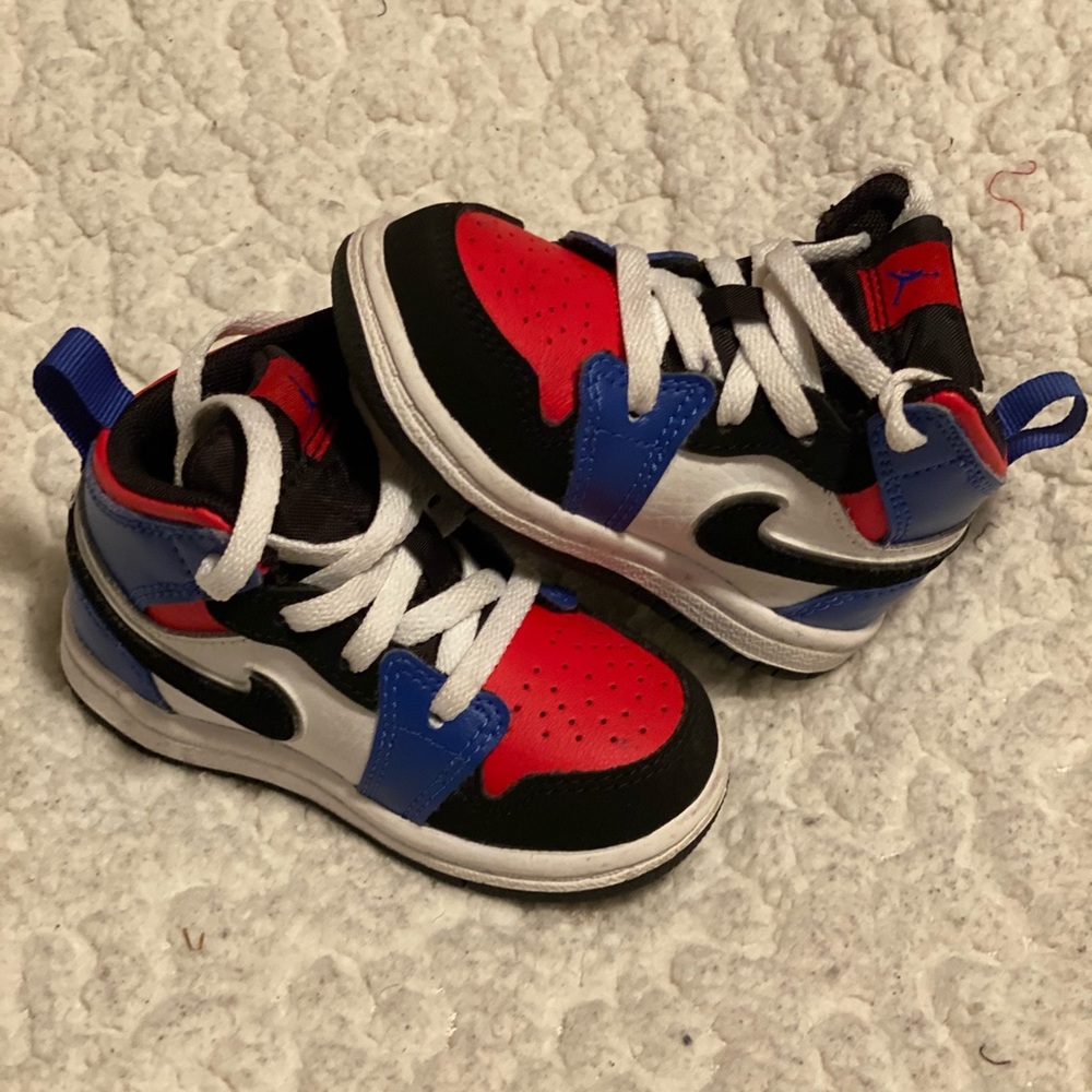 Toddler Jordan 1’s